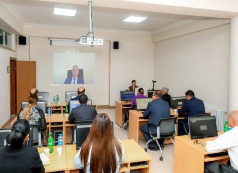 Media nüməyəndələri üçün onlayn seminar keçirildi
