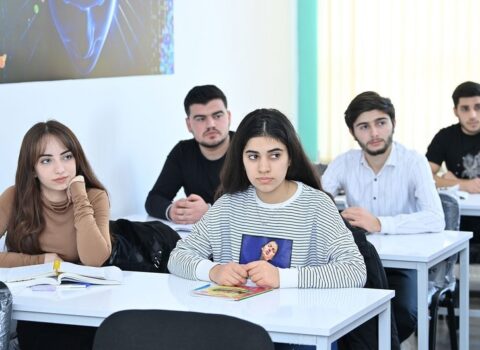 Bu il üçün 1 000-dən çox tələbə köçürülməsi oldu