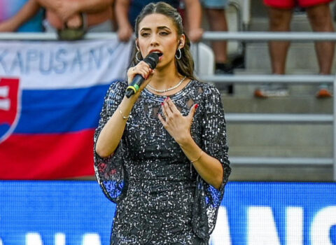 “Azərbaycan musiqisini təmsil etməkdən qürur duyuram”