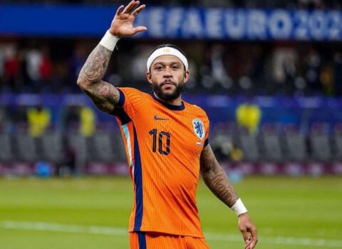 Niderland millisinin futbolçusu Braziliya klubuna keçir