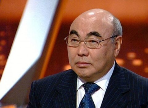 Qırğızıstan parlamenti Əskər Akayevin eks-prezident statusunu bərpa etmədi
