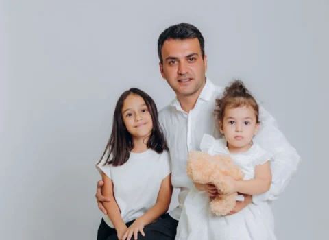 AzTV-nin əməkdaşının azyaşlı qızının bağçada ölməsi ilə bağlı araşdırma aparılır