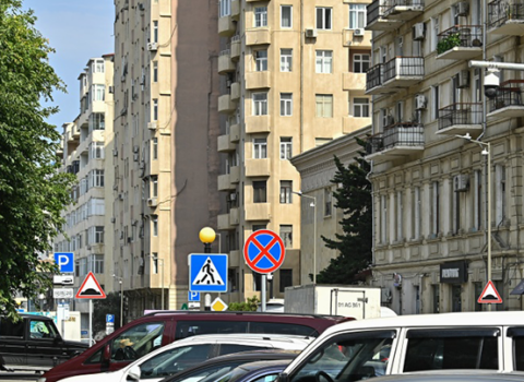 Bakıda bu ərazilərdə parkinq PULSUZDUR