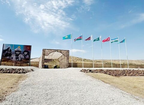Azərbaycanın xüsusi təyinatlıları Qazaxıstanda təlimdə iştirak edir