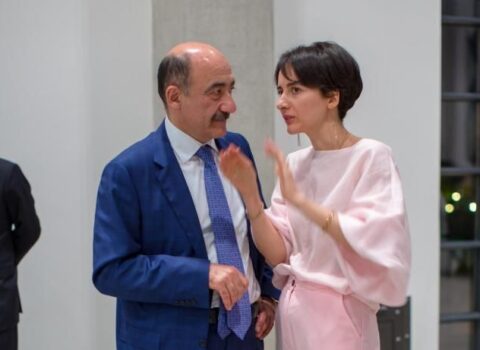 Sabiq nazirin qızının Rusiyadakı şirkətinin gəlirləri azalıb