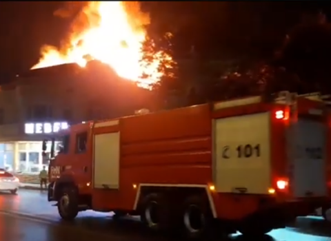 Bakıda restoranda yanğın oldu