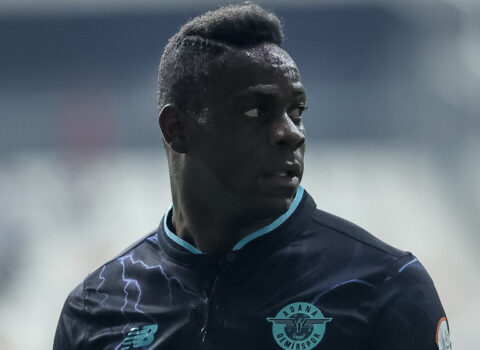 Mario Balotelli karyerasını Bolqarıstanda davam etdirəcək