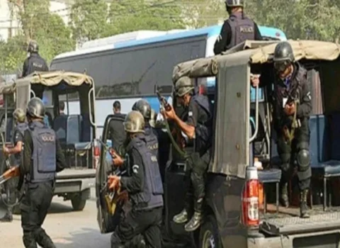 Pakistanda 33 şübhəli terrorçu həbs edildi