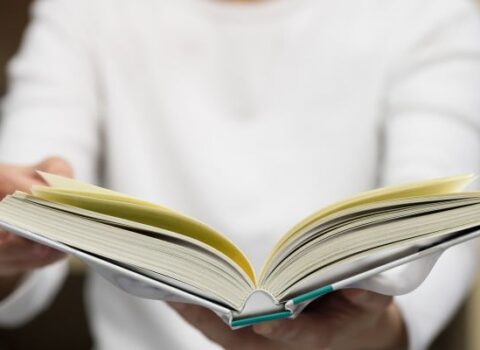 Əlifbamıza iki hərf əlavə olunur? – Akademik açıqladı