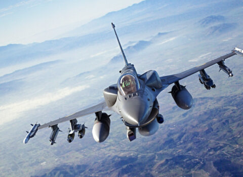Niderland Ukraynaya verdiyi F-16-lara Rusiya hədəflərini vurmağa icazə verdi    