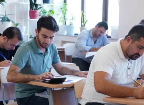 Bu gün 1462 nəfər imtahan verəcək