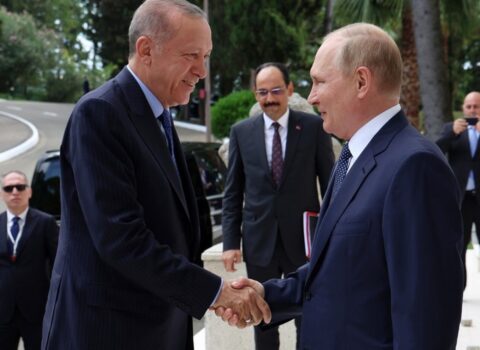 Ərdoğanın ad günündə Putinə etdiyi hədiyyə məlum OLUB