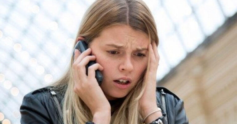 Mobil telefondan istifadə qalxanabənzər vəzdə xərçəng yaradır? Mobil telefondan istifadə qalxanabənzər vəzdə xərçəng yaradır?