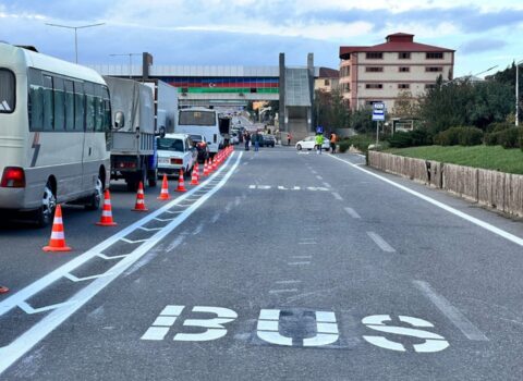 Minik avtomobilləri avtobus zolaqlarından istifadə edə bilərlər