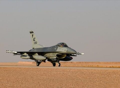 ABŞ-də “F-16” təlimi keçən pilotlar 2025-ci ildə Ukraynaya dönəcəklər