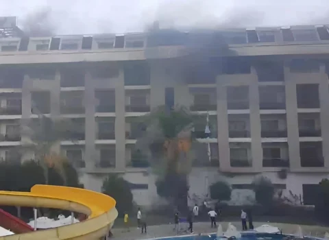 Antalyada hoteldə yanğın: Xəsarət alanlar var
