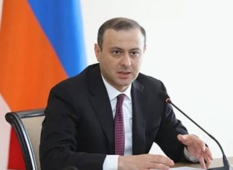 Qriqoryan: Kommunikasiyaların açılmasında konsensus yoxdur