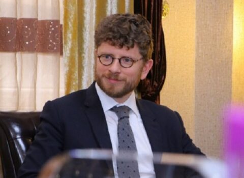 Fransanın İrəvandakı səfiri Ermənistanın müdafiə naziri ilə görüşüb