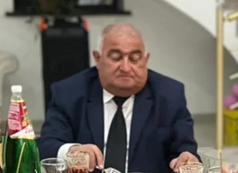 Bu saytın rəhbəri və oğlu şantaja görə həbs edildi
