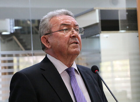 Keçmiş nazir rus dilində təhsillə bağlı sirləri açdı: Necə olub?