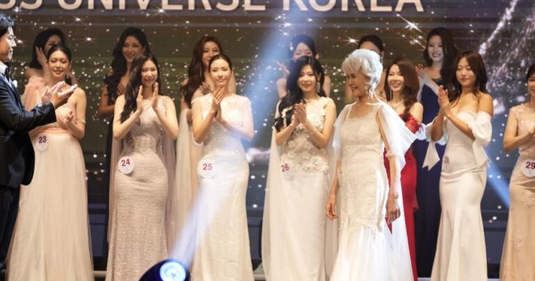 81 yaşlı model “Miss Universe Korea” müsabiqəsinin finalçısı oldu – FOTOLAR