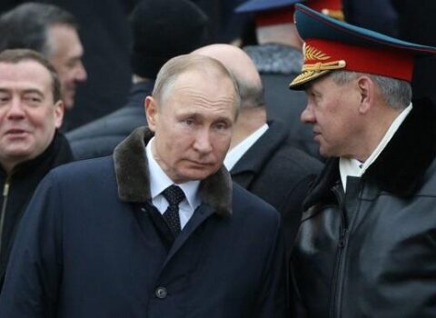 Kütləvi itkilər var, generallar Putinə təzyiq edir