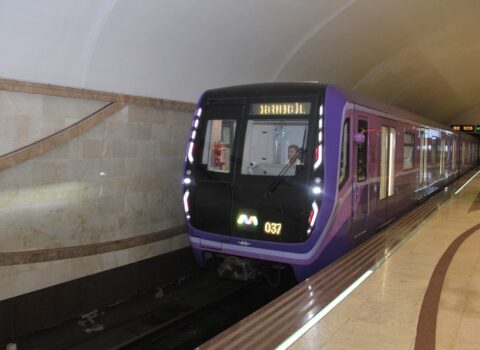 Bakı metrosunda daha bir sərnişin qatar yoluna DÜŞDÜ: Hərəkət DAYANDIRILDI