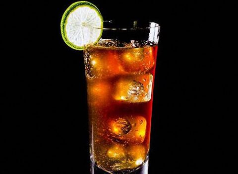 “Coca-Cola” sərxoşluqdan sonra baş ağrısını aradan qaldırır? – Ekspertdən AÇIQLAMA