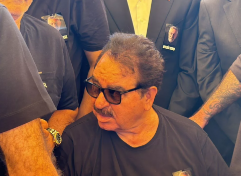 İbrahim Tatlısəs sevənlərindən kömək istədi