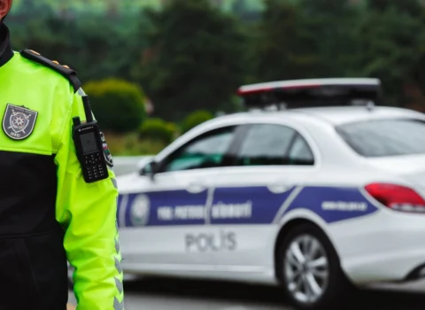 DYP yağışlı hava şəraiti ilə bağlı sürücülərə müraciət etdi