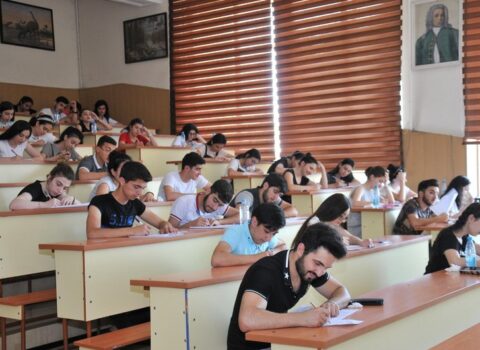 Azərbaycanda dörd universitetə akkreditasiya verildi – SİYAHI