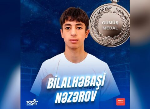 Boksçumuz dünya birinciliyində gümüş medal qazandı