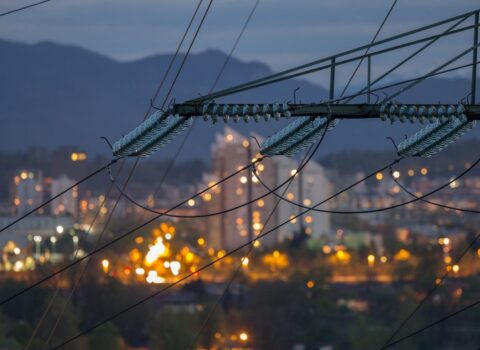Biləsuvarın beş kəndində elektrik xətləri yenilənir