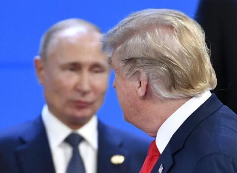 Putin Trampı təbrik etdi