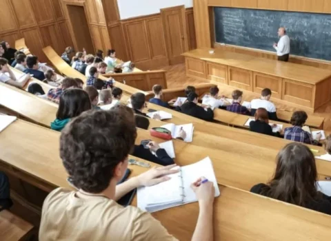 Büdcədən təhsil xərclərinə ayrılacaq vəsait ARTIRILIR