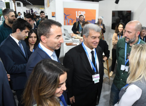 “Barselona”nın prezidenti COP29 məkanındakı pavilyonları gəzdi