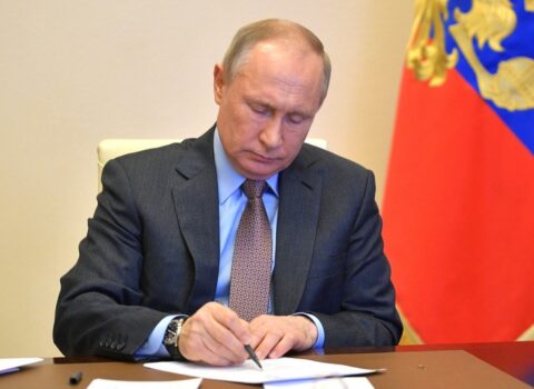 Putin Şimali Koreya ilə bu sənədi ratifikasiya etdi: Tərəflərdən biri silahlı hücuma məruz qalsa…