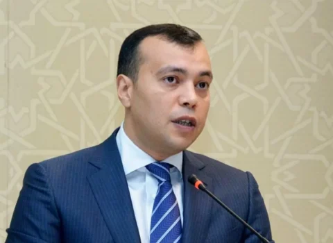 Nazir pensiyaların gecikməsi məsələsinə münasibət bildirdi