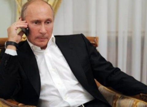 Putin 2 ildən sonra onunla telefonla danışdı