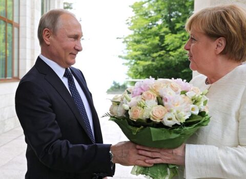 Putin bu cəhəti ilə məni heyran etdi – Merkel