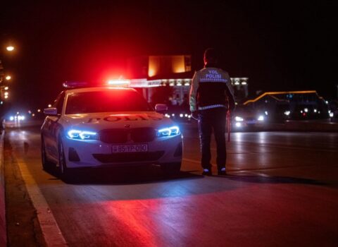 Şəmkirdə yol qəzası oldu, ər və arvadı xəsarət aldı