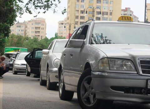 Bakıda taksi sürücüsü 5 manatlıq yolu 435 manata apardı…