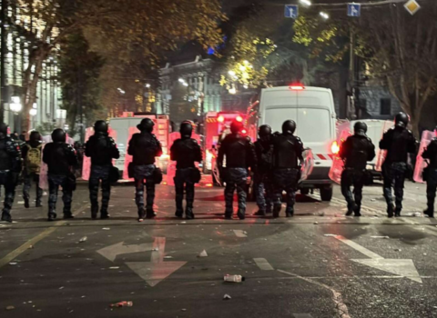 Gürcüstan DİN: Tbilisidə aksiyaçılar zorakılıqlara başlayıblar