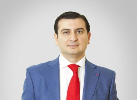 Politoloq Azər Qasımlı saxlanıldı – YENİLƏNİB