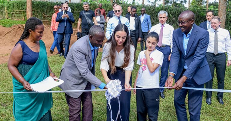 Heydər Əliyev Fondunun dəstəyi ilə Ruanda məktəbi içməli su ilə təchiz olundu – FOTOLAR