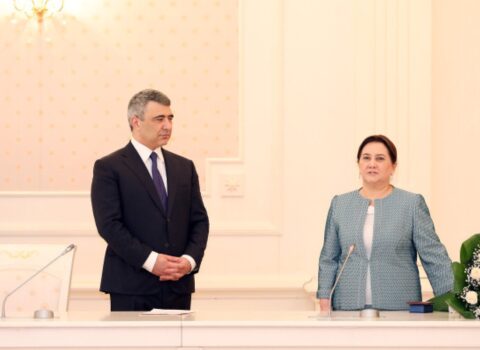 Ali Məhkəmənin qadın hakimi təqaüdə göndərildi