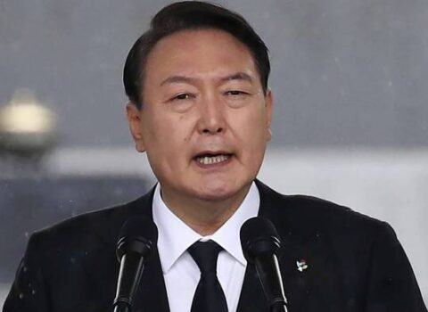 Cənubi Koreya prezidentinə qarşı impiçment cəhdi parlamentdə baş tutmadı