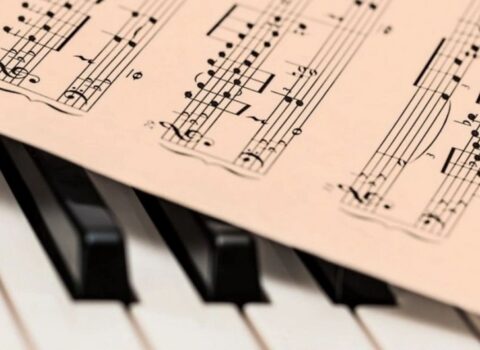 Şövkət Ələkbərovanın ifa etdiyi daha dörd mahnının erməni musiqisi kimi təqdimatının qarşısı alındı
