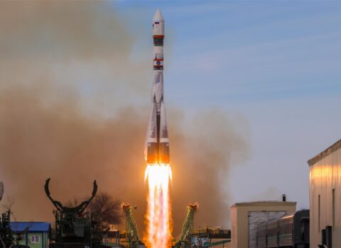 “R-7” ailəsinin 2000-ci raketi Baykonurdan kosmosa buraxılıb