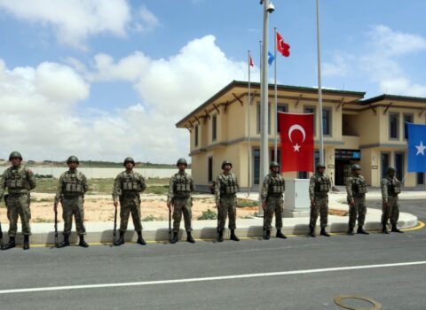 Türkiyə Somalidə hərbi obyekt tikir